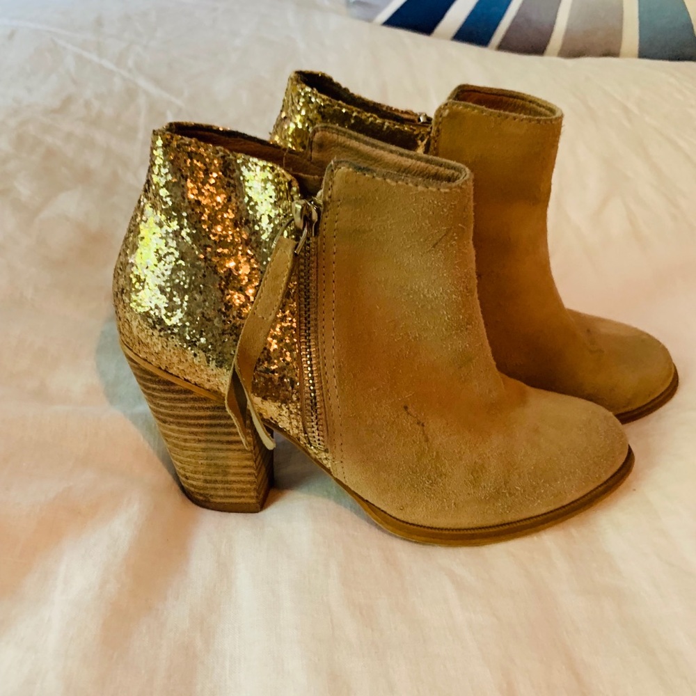 Aldo block heel bootie with back glitter